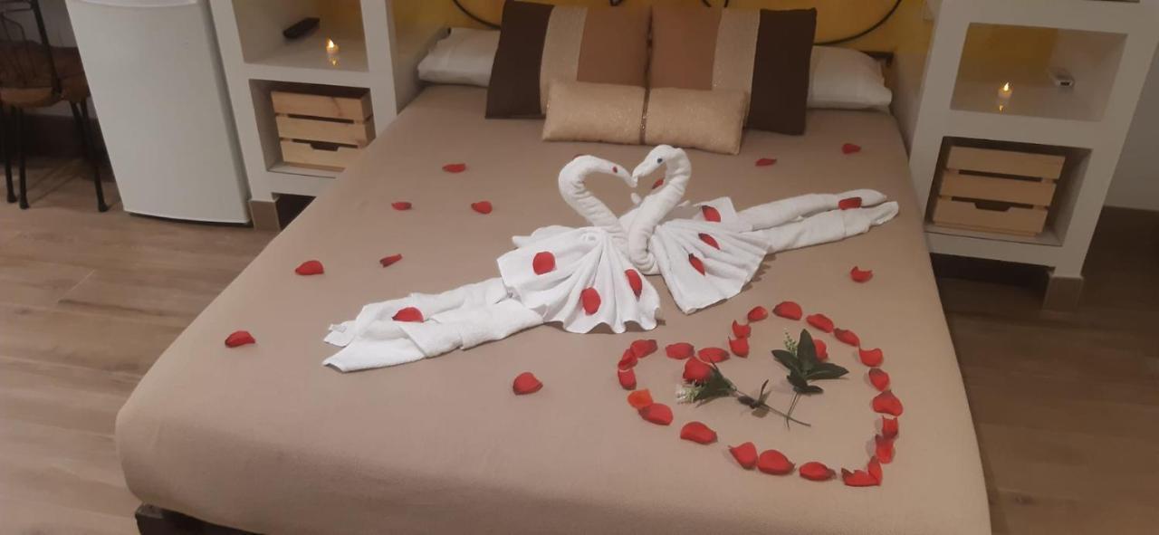 Suite Love Jacuzzi Uceda Exterior foto